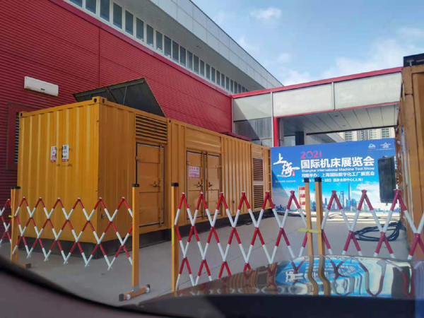 东成镇出租发电机-柴油发电机和汽油发电机哪个更好一些?