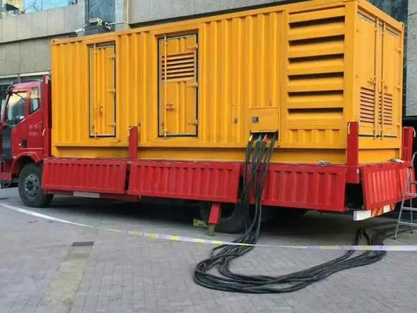 东成镇发电机组控制系统如何更换？